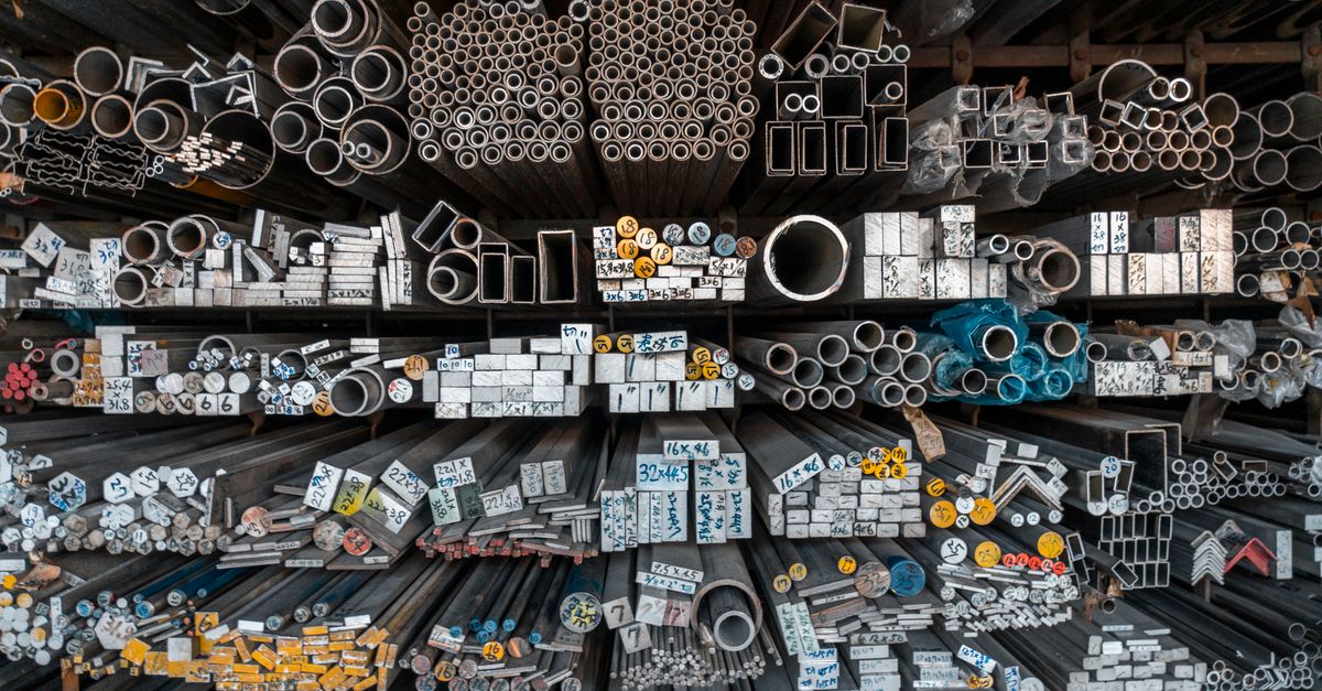 Magazyn stali importowanej objętej mechanizmem CBAM